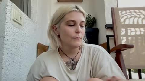 Ella online show from August 2, 3:08 pm