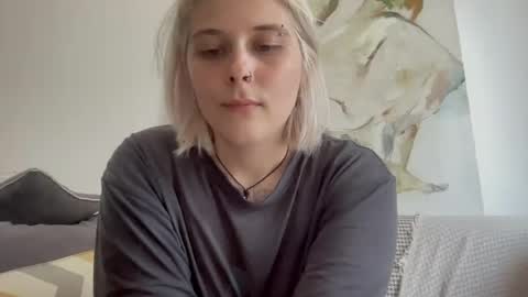 Ella online show from August 11, 8:38 am
