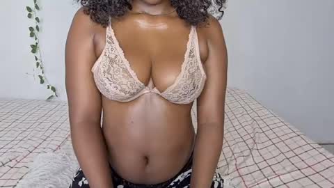 bloomluxe online show from July 16, 10:21 pm