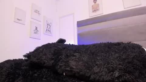 blue_angeel online show from August 18, 3:29 pm