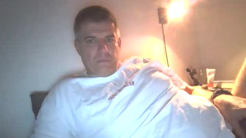 blue_eye_hot_dick online show from March 8, 9:10 pm