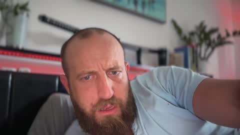 blue_eyes247 online show from July 9, 9:31 pm