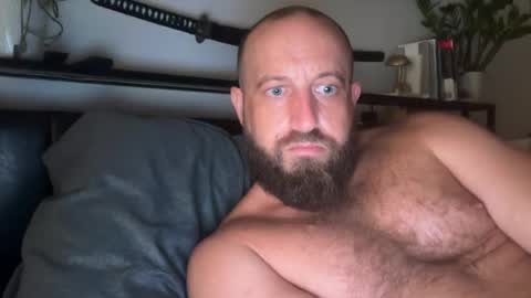 blue_eyes247 online show from July 28, 1:11 am