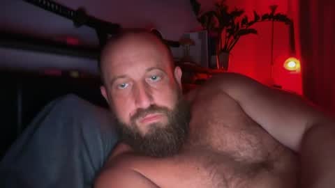 blue_eyes247 online show from August 6, 3:27 am