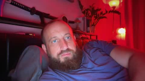 blue_eyes247 online show from August 7, 12:21 am