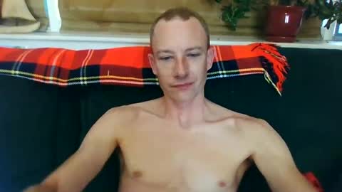 blue_eyes_888 online show from August 16, 2:21 pm