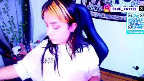 blue katt online show from August 8, 1:49 am
