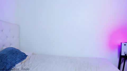 Linda  online show from August 13, 5:38 pm