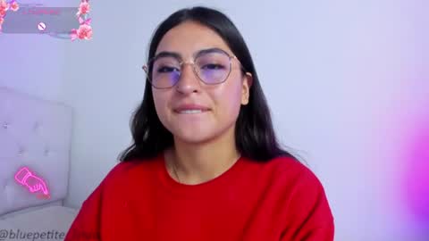 Linda  online show from August 17, 2:11 pm