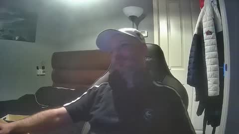 bluebirdflame1 online show from April 24, 1:31 am