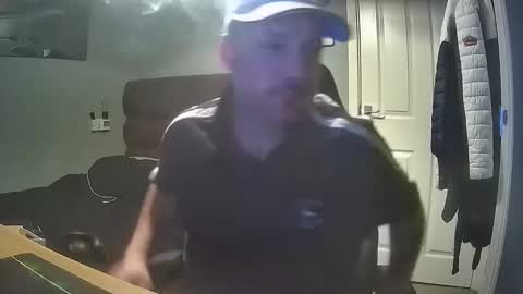 bluebirdflame1 online show from April 24, 3:10 am