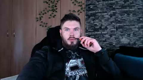blueeyeboy0 online show from July 16, 7:53 am