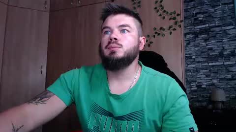 blueeyeboy0 online show from August 4, 12:13 pm