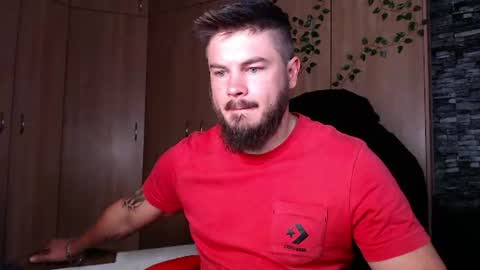 blueeyeboy0 online show from August 5, 8:12 am