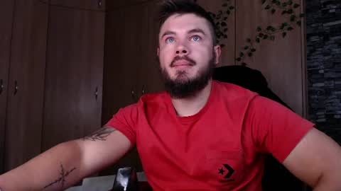 blueeyeboy0 online show from August 5, 9:18 am