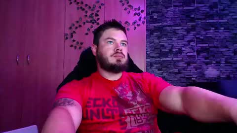 blueeyeboy0 online show from August 18, 10:43 am