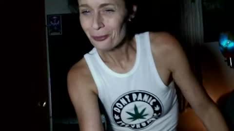 Blueeyedlie online show from July 9, 5:01 am