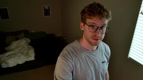blueeyedtallguy online show from July 21, 3:10 am