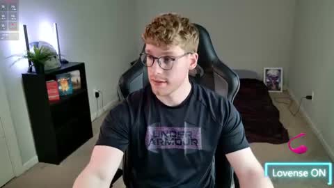 blueeyedtallguy online show from July 29, 9:11 pm