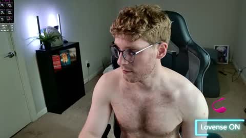 blueeyedtallguy online show from July 30, 9:21 pm