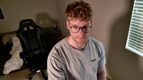 blueeyedtallguy online show from August 8, 12:11 am