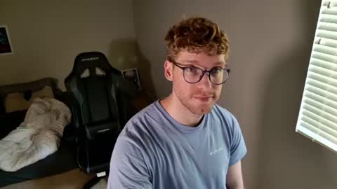 blueeyedtallguy online show from August 10, 12:01 am