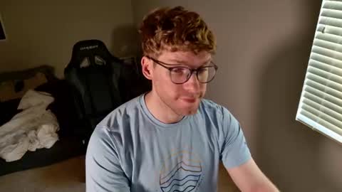 blueeyedtallguy online show from August 11, 12:23 am