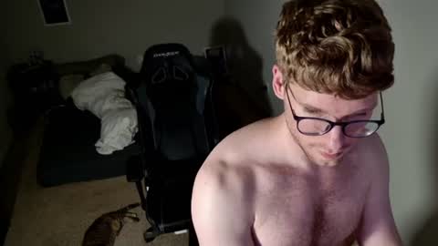 blueeyedtallguy online show from August 12, 3:31 am