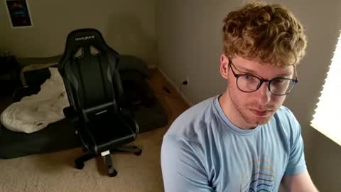 blueeyedtallguy online show from August 16, 12:14 am