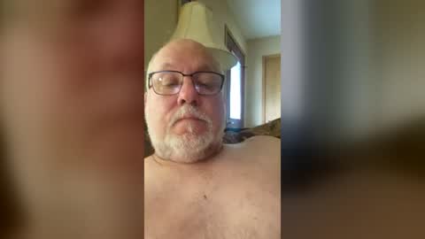 blueeyes64466 online show from August 3, 6:04 pm