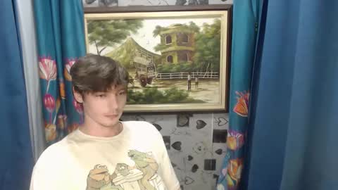 blueeyedboyisasia online show from June 8, 4:07 am