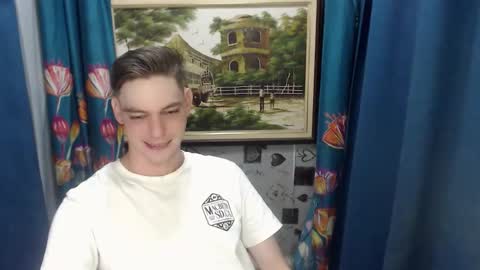 blueeyedboyisasia online show from June 10, 5:25 am