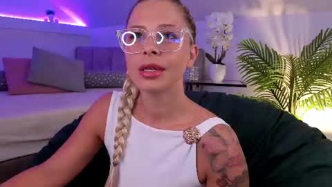 Kate online show from August 12, 10:06 am