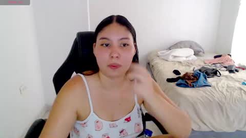  Hey guysI am BrendaWelcome my room online show from July 2, 8:32 pm