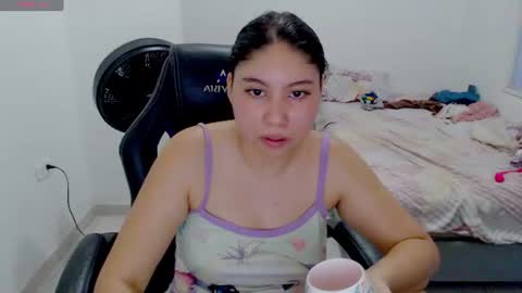  Hey guysI am BrendaWelcome my room online show from August 9, 11:17 pm