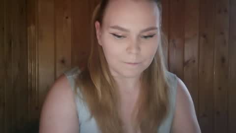blushing_star online show from August 6, 4:17 pm