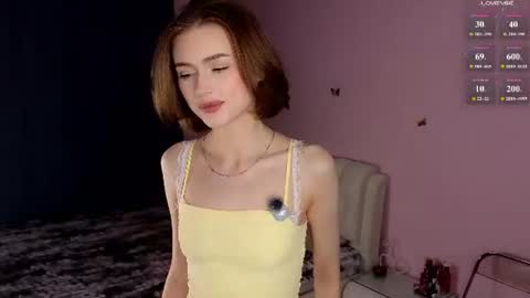 Mary online show from August 9, 3:46 pm