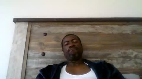 bluuthunder1914 online show from April 29, 5:15 pm