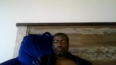 bluuthunder1914 online show from May 12, 4:51 pm