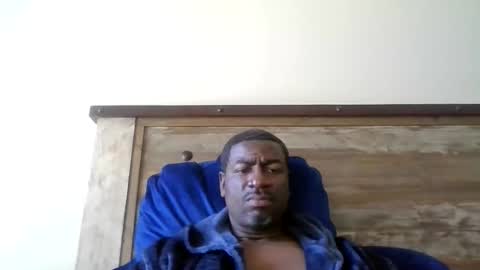 bluuthunder1914 online show from May 18, 1:55 pm