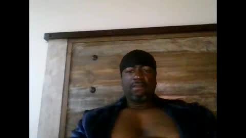 bluuthunder1914 online show from June 3, 3:15 pm