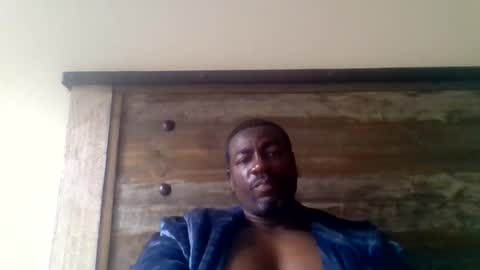 bluuthunder1914 online show from July 13, 7:19 pm
