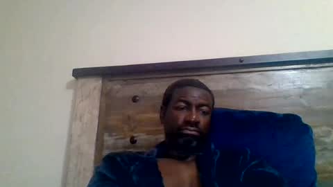 bluuthunder1914 online show from August 4, 2:30 am