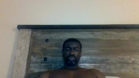 bluuthunder1914 online show from August 18, 2:39 am