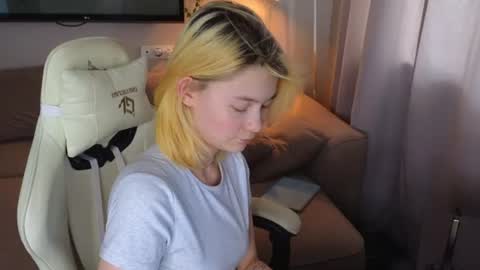 Alice and David online show from July 15, 4:46 am