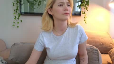 Alice and David online show from July 21, 4:16 am