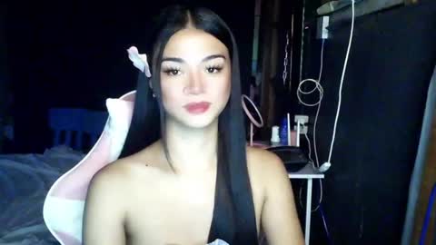 blythexx69 online show from August 3, 9:00 pm