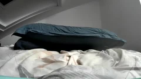 bo22222222 online show from August 10, 9:05 pm