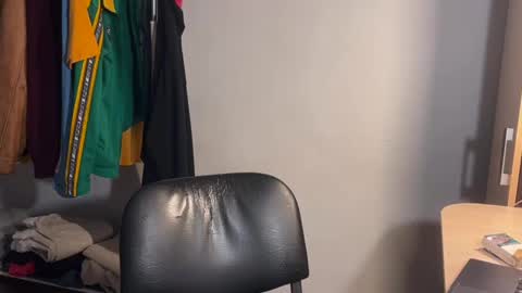 bob_bucks online show from August 7, 10:21 pm