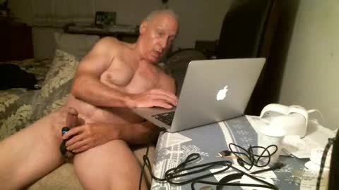 Bob1964 online show from August 16, 5:55 am